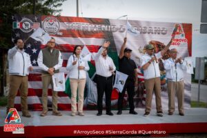 FERNANDO SÁNCHEZ GIL ACOMPAÑA Y RECIBE EN ARROYO SECO A LA CARAVANA MIGRANTE 2025