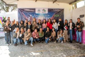 ADMINISTRACIÓN DE LANDA COMPARTE TRADICIONAL ROSCA DE REYES