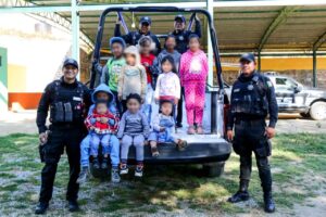 FAMILIAS DEL MUNICIPIO DE SAN JOAQUÍN CELEBRAN REYES MAGOS JUNTO A LA POES