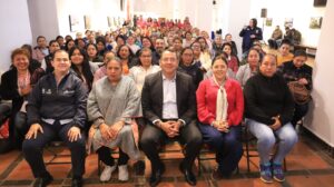 ROBERTO CABRERA INAUGURA CURSO DE CAPACITACIÓN “EMPRENDEDORAS 2026”