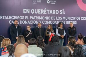 GOBIERNO DEL ESTADO FORMALIZA DONACIÓN DE VEHÍCULOS AL MUNICIPIO DE ARROYO SECO