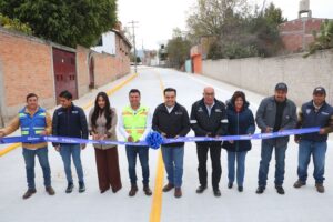 JAIRO MORALES AVANZA EN REHABILITACIÓN DE CALLES EN HUIMILPAN