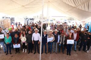 ENTREGA SEDEA APOYOS EN CONCURRENCIA EN EZEQUIEL MONTES