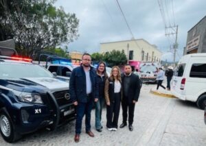 OFICIALÍA MAYOR ENTREGA EQUIPAMIENTO EN ARROYO SECO Y PINAL DE AMOLES