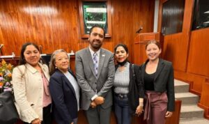 REGIDORAS DE PEÑAMILLER ASISTEN A CONFERENCIA VIOLENCIA POLÍTICA CONTRA LAS MUJERES