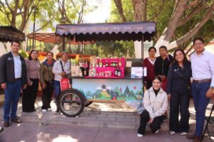 ENTREGA DE CARRITOS A COMERCIANTES EN PEÑAMILLER