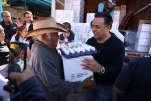 SUPERVISA LUIS NAVA ENTREGA DE CANASTAS ALIMENTARIAS EN EL MARQUÉS