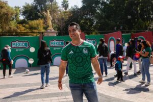 ACUDE FELIFER MACÍAS A ACTIVACIÓN EN EL MARCO DEL PARTIDO DE FÚTBOL MÉXICO VS ISLANDIA