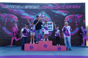 SE REALIZAN CON ÉXITO LAS PRUEBAS DE PISTA ESCOLARES RUMBO A LA 54° MEDIA MARATÓN DE LA SIERRA GORDA