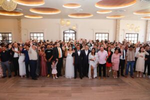 EL ALCALDE GASPAR TRUEBA CELEBRÓ LA UNIÓN DE 74 PAREJAS EN LEGÍTIMO MATRIMONIO