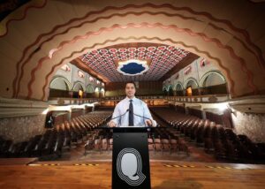 ANUNCIA FELIFER MACÍAS RESCATE DEL TEATRO HÉRCULES