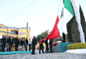 CONMEMORAN EL DÍA DE LA BANDERA EN JALPAN