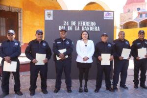 EN PEÑAMILLER EN CONMEMORACIÓN DEL LXXXVI ANIVERSARIO DEL DÍA DE LA BANDERA