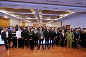 ASISTE FELIFER MACÍAS A LA ENTREGA DE CONSTANCIAS DEL CURSO DE PROFESIONALIZACIÓN PARA LA ACREDITACIÓN DE COMPETENCIAS INVESTIGATIVAS