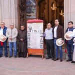 CHEPE GUERRERO Y AUTORIDADES ECLESIÁSTICA ENCABEZAN LA PEGA DE BANDO; INICIAN LAS TRADICIONALES FIESTAS DE FEBRERO