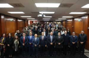 INAUGURA ERIC GUDIÑO COLOQUIO INTERNACIONAL DE LA UAQ