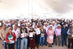 ENTREGA SEDEA APOYOS POR CONTINGENCIAS EN EZEQUIEL MONTES