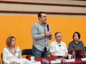 PARTICIPA BETO NAVA EN FORO DE ANÁLISIS SOBRE INICIATIVA EN FAVOR DEL MAGISTERIO