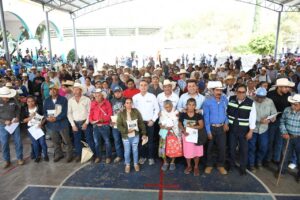 ENTREGAN 93 TONELADAS DE MAÍZ A PRODUCTORES DE JALPAN