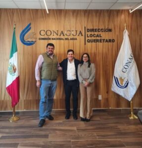 EL MTRO. CARLOS MANUEL LEDESMA SE REÚNE CON PERSONAL DE CONAGUA