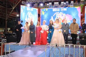 EN UN AMBIENTE DE FIESTA QUE REAFIRMA EL VALOR CULTURAL DE PINAL DE AMOLES,