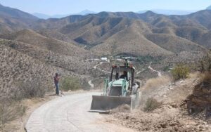 REHABILITACIÓN DE CAMINOS EN LAS COMUNIDADES DE LA LAJA Y EL TORBELLINO, PEÑAMILLER
