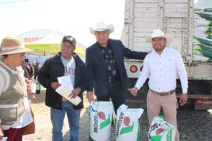 🚜 ÓSCAR PÉREZ MARTÍNEZ IMPULSA AL CAMPO AMEALCENSE