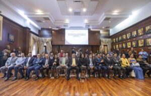 MAURICIO KURI TOMA PROTESTA A NUEVO CONSEJO DIRECTIVO DEL COLEGIO DE ABOGADOS LITIGANTES DE QUERÉTARO