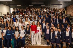 PROMUEVE SEJUVE ESPACIO SEGUROS PARA HABLAR SOBRE MENSTRUACIÓN Y SALUD FEMENINA