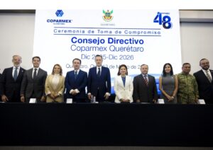 ASISTE GOBERNADOR A TOMA DE COMPROMISO DE LA COPARMEX QUERÉTARO