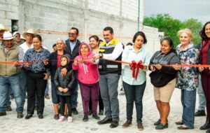 DESPUÉS DE MÁS DE 25 AÑOS DE ESPERA, ENTREGAN OBRA DE PAVIMENTACIÓN EN LA LIRA