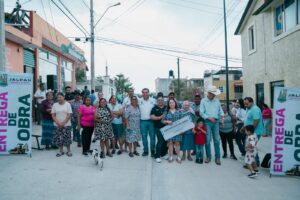 ENTREGA RUBÉN HERNÁNDEZ OBRA DE DRENAJE Y PAVIMENTACIÓN EN LA COLONIA SOLIDARIDAD