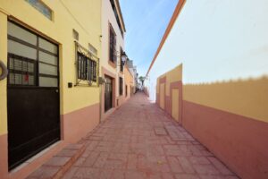 ENTREGA FELIFER MACÍAS REHABILITACIÓN DEL ANDADOR JESÚS GARCÍA EN EL CENTRO HISTÓRICO