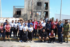 RECONOCE LUIS NAVA LABOR DE LOS BOMBEROS QUERETANOS