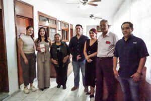 COMITÉ DE LA FERIA DEL GRANO Y LA CANTERA 2026 FORMALIZA INVITACIÓN A REGINA HERNÁNDEZ MÁLAGA COMO CANDIDATA A REINA