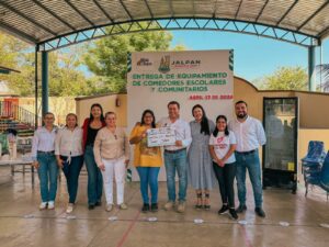 IMPULSAN EQUIPAMIENTO DE COMEDORES ESCOLARES EN BENEFICIO DE LA NIÑEZ EN JALPAN