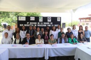 LA PRESIDENTA MUNICIPAL, ANA KAREN JIMÉNEZ, FUNGIERON COMO ANFITRIONA DE LA PRIMERA REUNIÓN DE LA REGIÓN III DE LA RED QUERETANA DE MUNICIPIOS POR LA SALUD.