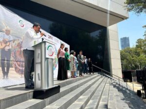 MUNICIPIO DE SAN JOAQUÍN ASISTE A LA INAUGURACIÓN DE LA EXPOSICIÓN “LA HUASTECA LATE” EN EL SENADO DE LA REPÚBLICA.