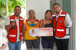 FERNANDO SÁNCHEZ GIL ENTREGA APOYO QUE MEJORA EL ENTORNO DE VIDA DE FAMILIAS EN LA MAROMA