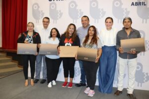 DIPUTADO MEMO VEGA GESTIONA COMPUTADORAS EN BENEFICIO DE FAMILIAS DE SAN JUAN DEL RÍO