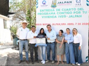 ENTREGA RUBÉN HERNÁNDEZ 5 ACCIONES DE VIVIENDA EN BENEFICIO DE FAMILIAS JALPENSES