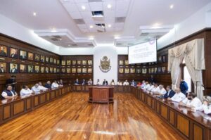 SE REÚNE GOBERNADOR CON REPRESENTANTES DE LA ALIANZA SINDICAL