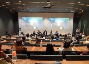 LLEVA CONTRALORÍA A UNIVERSITARIOS LAS CONFERENCIAS HABLEMOS DE VALORES