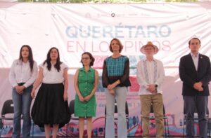 INAUGURA LÓPEZ BIRLAIN EL FESTIVAL QUERÉTARO EN LOS PINOS