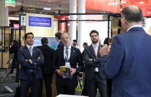 ASISTE FELIFER MACÍAS A HANNOVER MASSE EN ALEMANIA