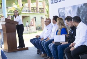 GOBIERNO DE QUERÉTARO ENTREGA CAMINOS Y MEJORA CONECTIVIDAD EN LA SIERRA GORDA Y EL SEMIDESIERTO