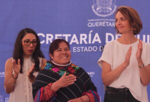 INAUGURA SECULT EL BAZAR MA HNINI MI PUEBLO DEDICADO A AMEALCO DE BONFIL