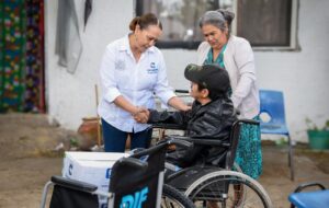 DIF CORREGIDORA BRINDA APOYOS ECONÓMICOS, TRANSPORTE Y TERAPIAS FÍSICAS A PERSONAS CON DISCAPACIDAD