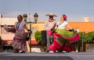 CORREGIDORA CELEBRA EL DÍA INTERNACIONAL DE LA DANZA CON GALA ARTÍSTICA EN EL JARDÍN PRINCIPAL DE EL PUEBLITO