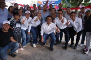 CELEBRA LUIS NAVA DÍA DEL NIÑO EN LA BARRETA